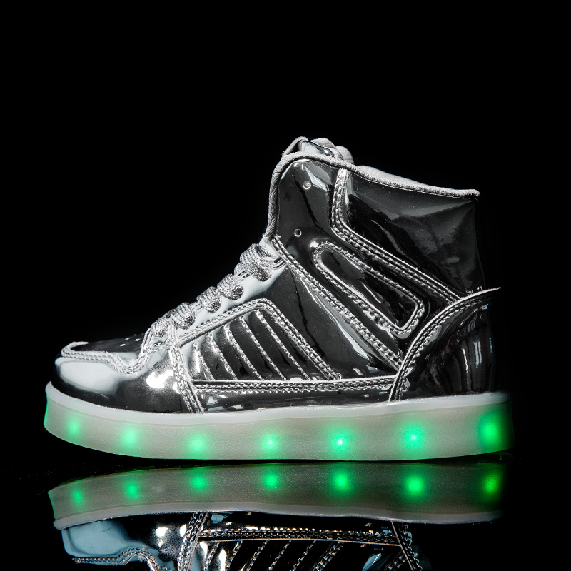 2019-2020  Wholesale stylish colorful led kids shoes flashing led light shoes