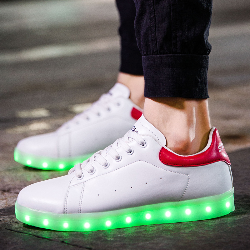 Factory price custom LED shoes classical skate shoe  women casual shoes