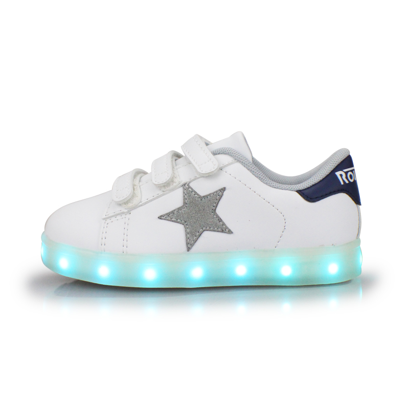 2018 Factory price standard silver led shoes kids factory wholesale shoes