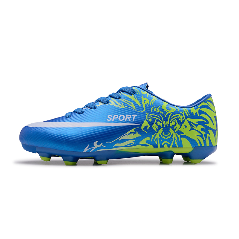 2021 new design  football shoes with good quality  out door soccer shoes