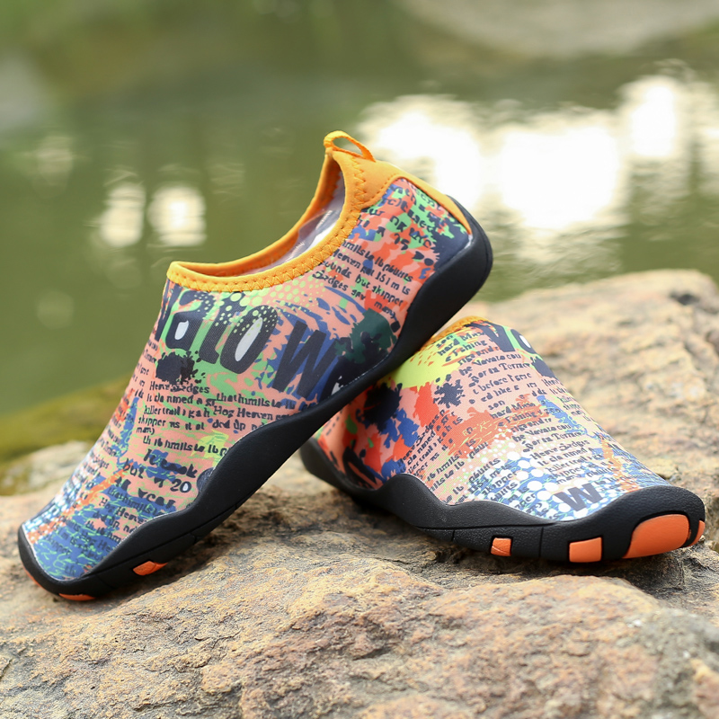 2018 Lowest price colorful soft aqua two shoes water shoes