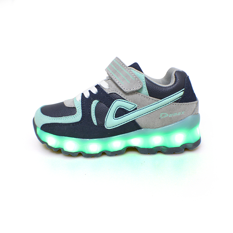 2018 Promotional classical Factory Direct led street light led shoes kids led shoes