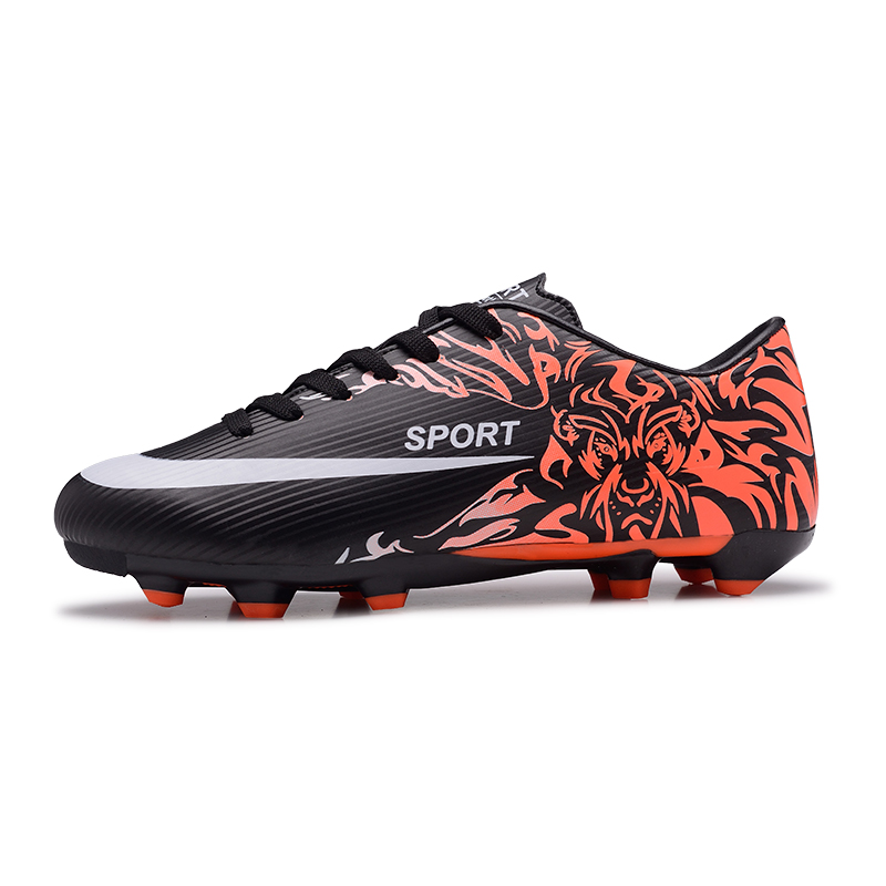 2021 Special price standard comfortable soccer shoes