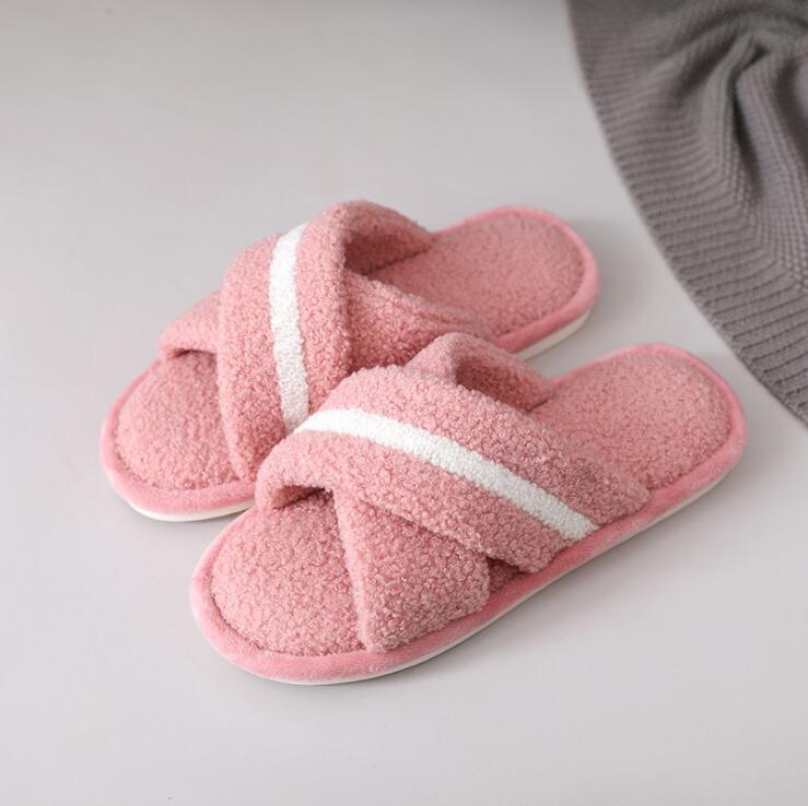 Sweet heart washable warm winter wholesale white indoor slippers